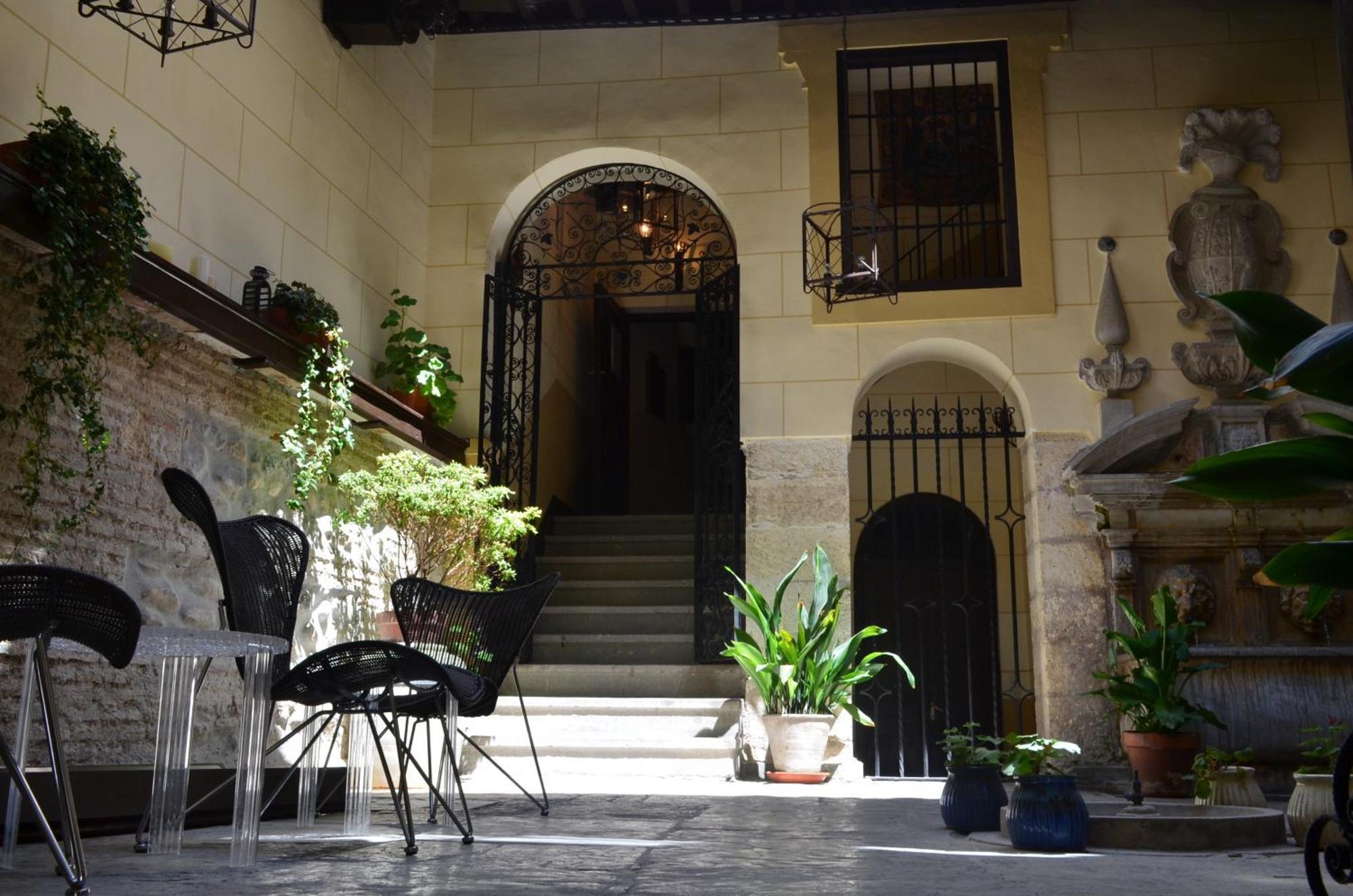 Palacio De Mariana Pineda غرناطة المظهر الخارجي الصورة